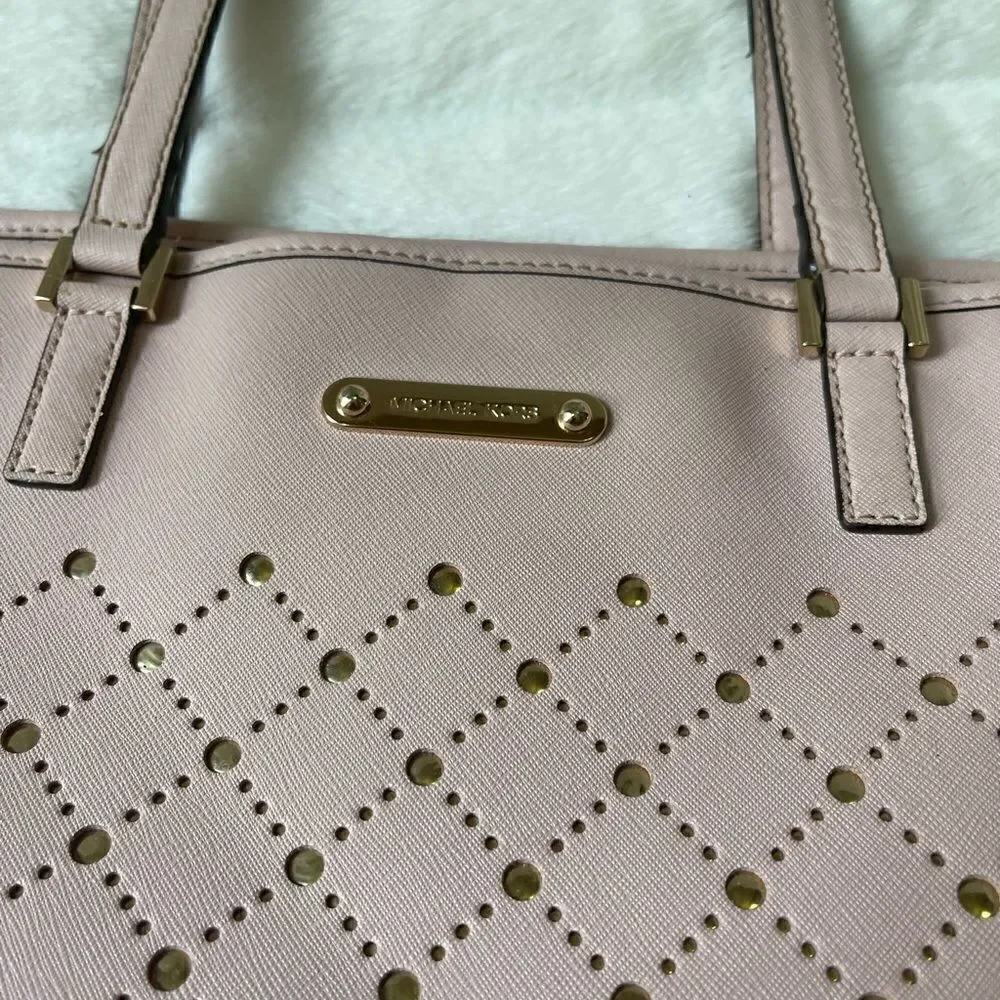 Michael Kors  Carry all tote leather Blossom Pink perforated gold tone laid over
